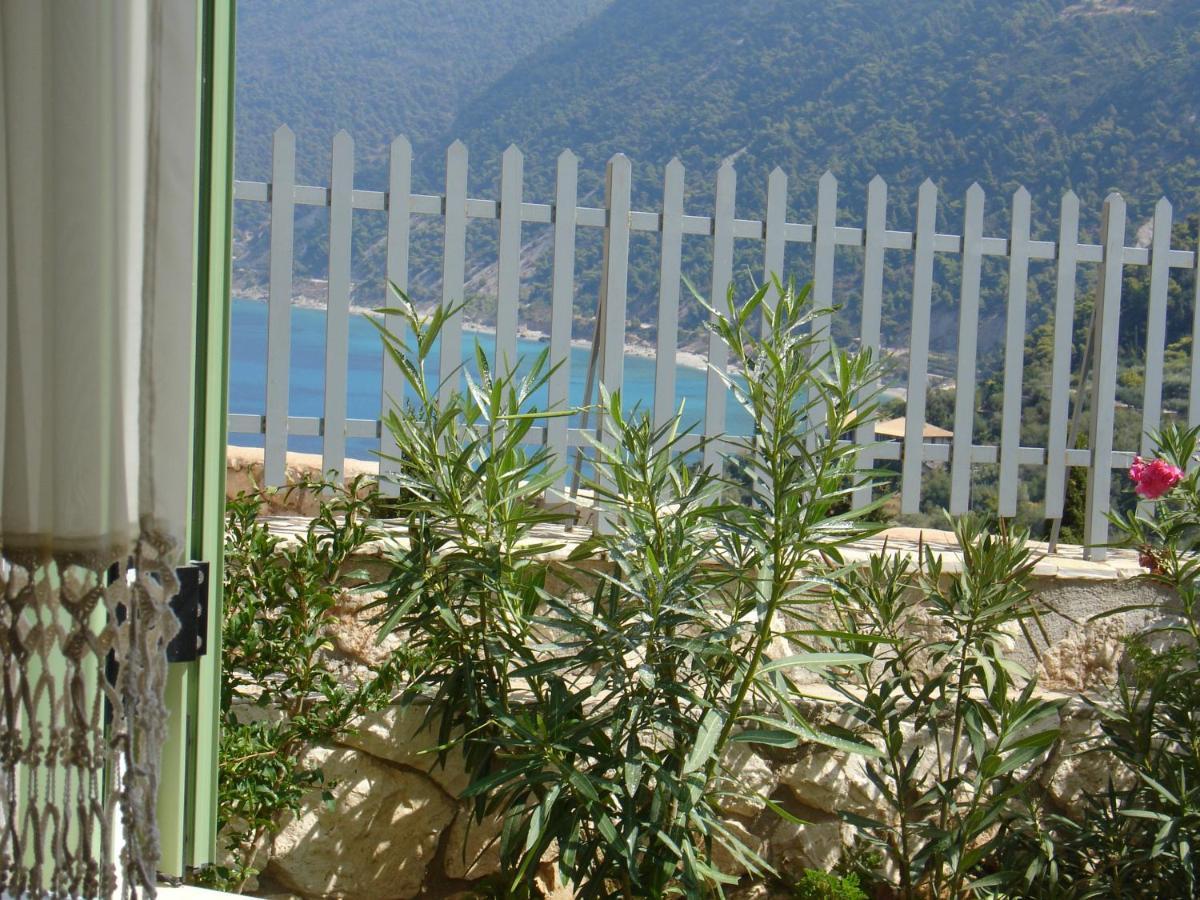 Vila Deep Blue-Apartment Selana Sea View Áyios Nikítas Esterno foto
